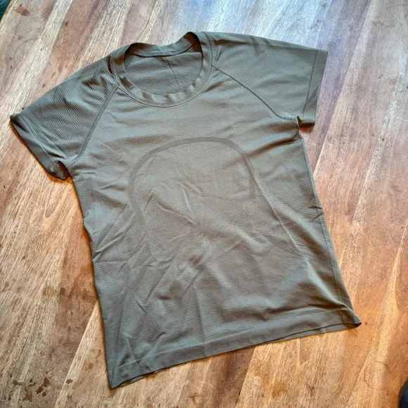 Lululemon Swiftly Tech Short Sleeve Shirt Race Length 2.0 - Picture 1 of 6